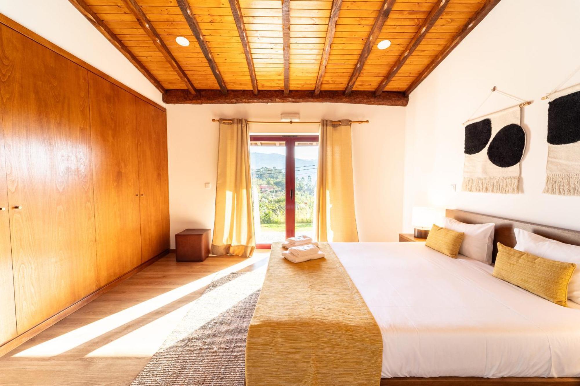 ValdosendeAssento Do Cavado By House And People别墅 外观 照片