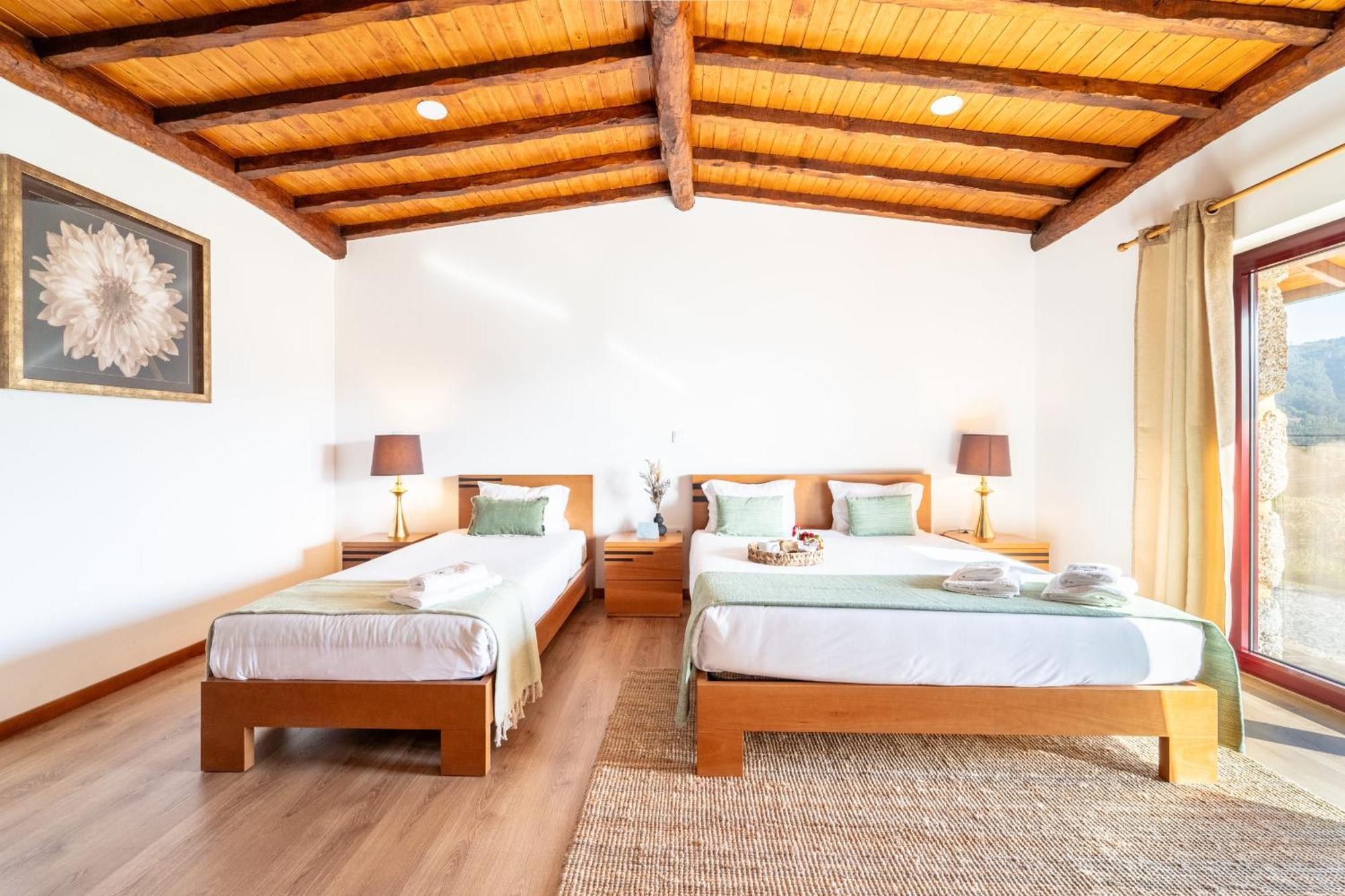 ValdosendeAssento Do Cavado By House And People别墅 外观 照片